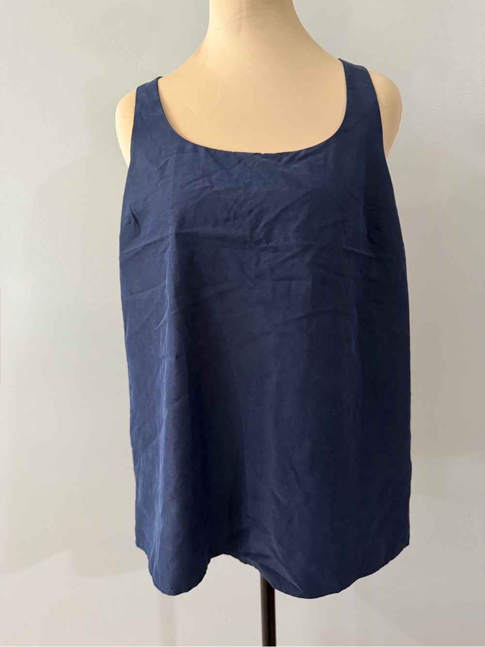Express Navy Blue Scoop Neck Sleeveless Racerback Womens Tank Top Camisole Shirt